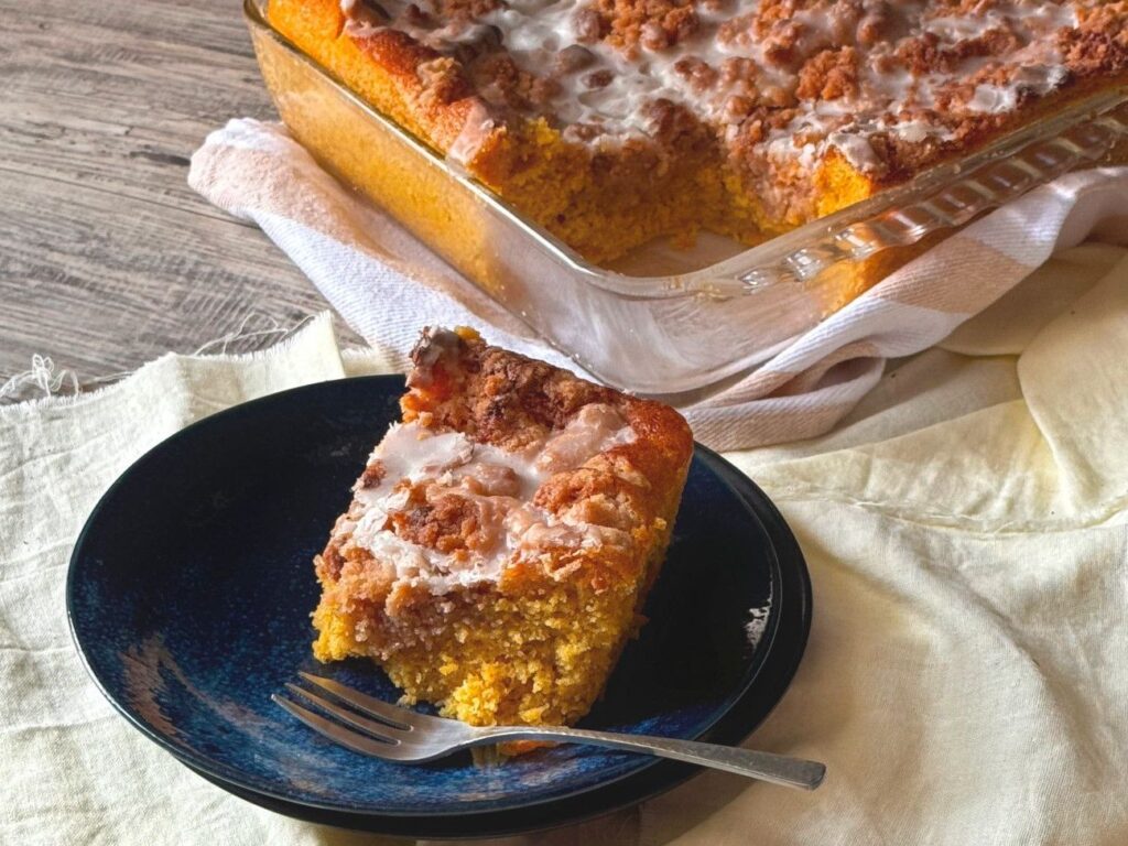 Pumpkin Spice Crumb Cake