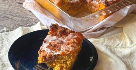 Pumpkin Spice Crumb Cake