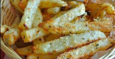 Baked Garlic Parmesan Fries