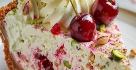 Cherry Pistachio Cheesecake Recipe