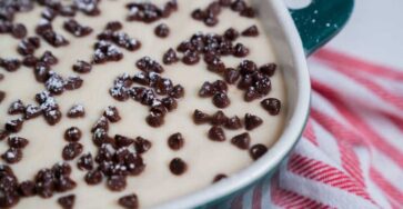 Cannoli Poke Cake