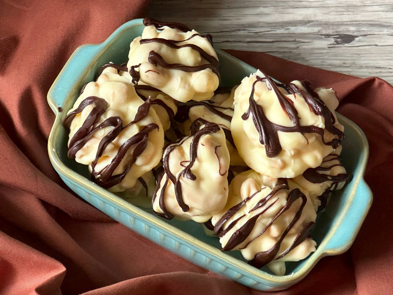 Amish Zebra Cashew Clusters