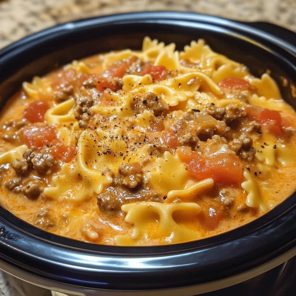 Crockpot Creamy Beef and Pasta