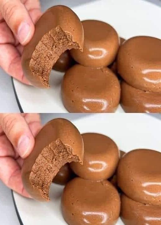 Chocolate mochi