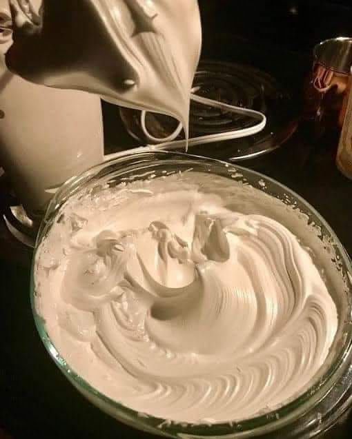 Homemade Marshmallow Fluff