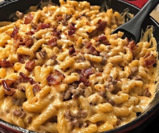 Loaded Bacon Cheeseburger Alfredo Pasta