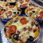 Low-carb pizza bowls