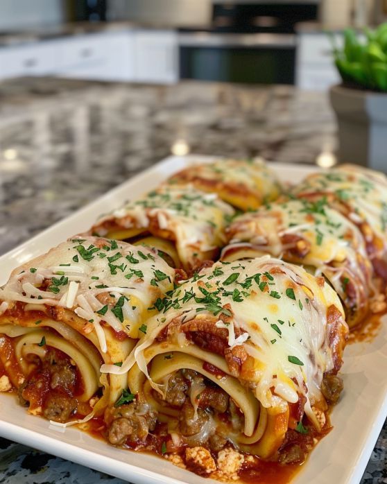 3-Cheese Sausage Lasagna Roll-Ups