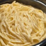 Slow Cooker Creamy Alfredo Pasta