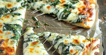 spinach and cheese pizza