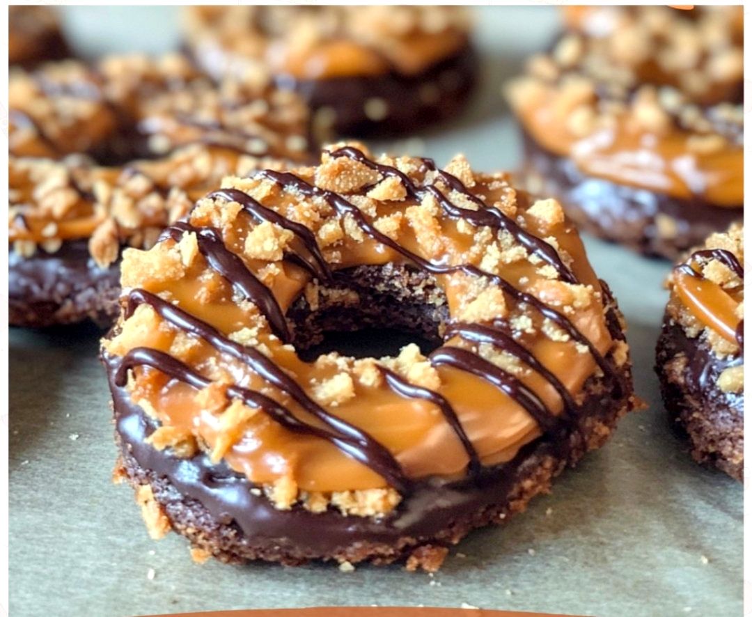 Homemade Samoas cookies