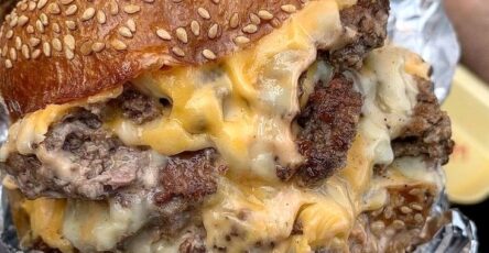 ultimate double cheeseburger