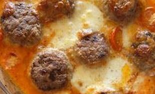 Baked Meatballs with Mozzarella