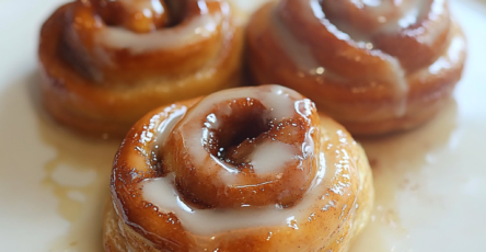 Glazed Cinnamon Knots