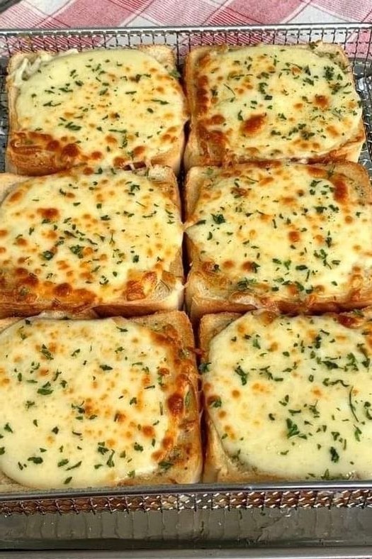 Cheesy Texas Toast