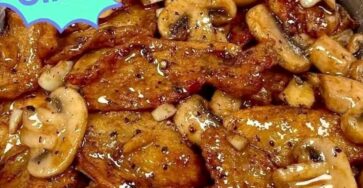 Black Pepper Chicken with Mushrooms