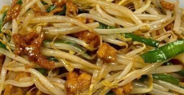 Stir-Fried Pork with Mung Bean Sprouts Recipe