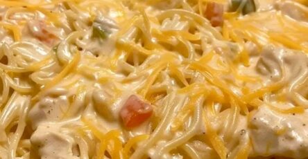 Cheesy Chicken Spaghetti Casserole Recipe