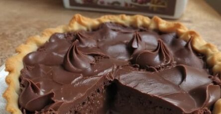 Old-Fashioned Chocolate Pie Recipe