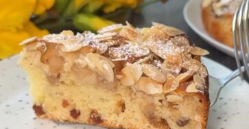 Raisin Almond Cake
