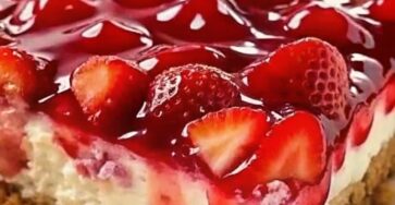 Strawberry Cheesecake Dump Cake