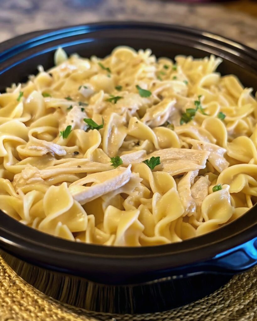 Slow Cooker Creamy Chicken & Noodles