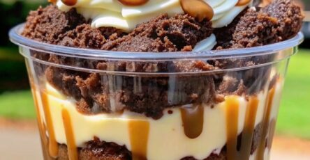 Loaded Brownie Cheesecake Cup – Layered