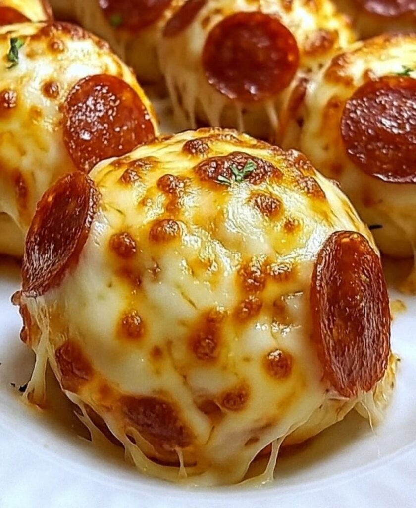 Pepperoni Pizza Bombs