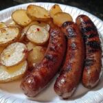 Breakfast Delight: Grilled Sausages & Crispy Potato Slices!