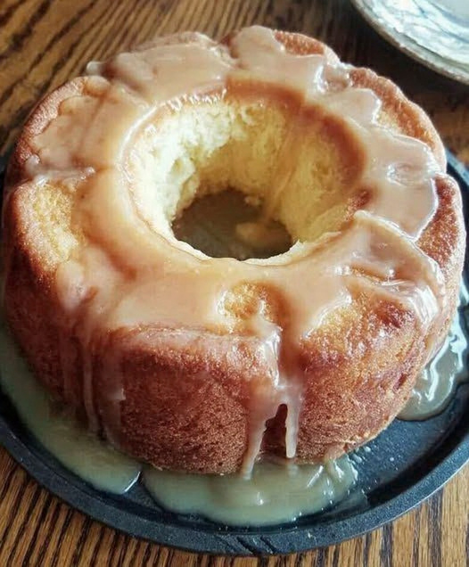Salted Caramel Kentucky Butter Cake