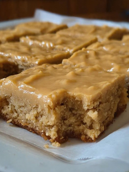 Peanut Butter Lunch Lady Bars